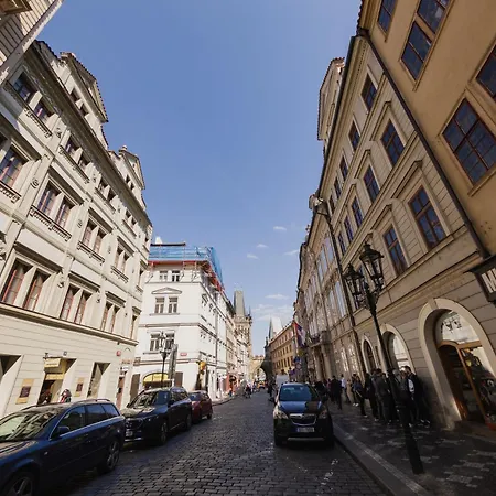Mostecka Appartement Praag